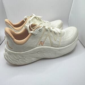 New Balance Fresh Foam X More v4 Women’s 9.5 Men’s 8 Running Shoe CALIA run